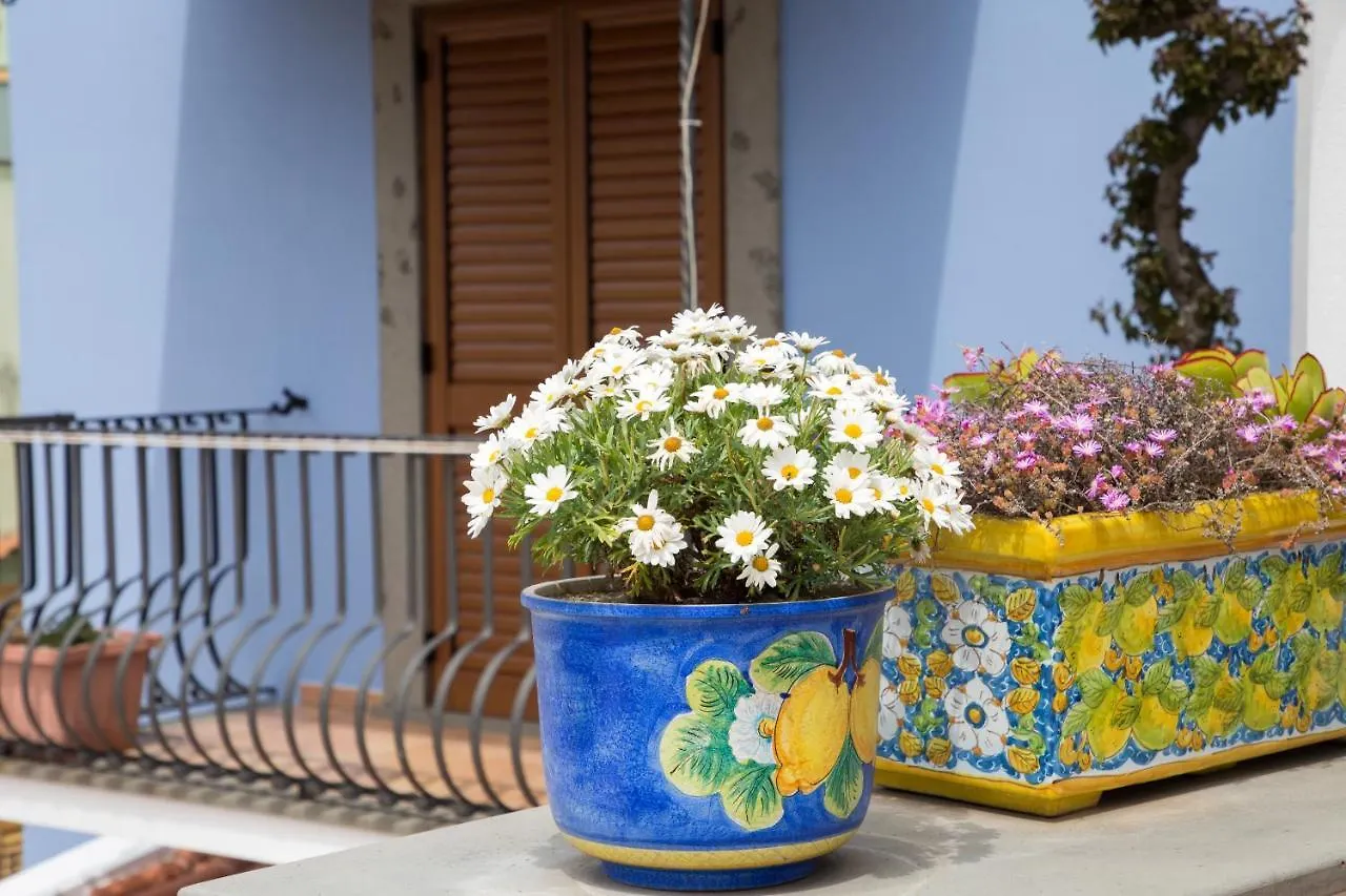 Bed & Breakfast Diana Brown B&B Affittacamere Lipari  Italy
