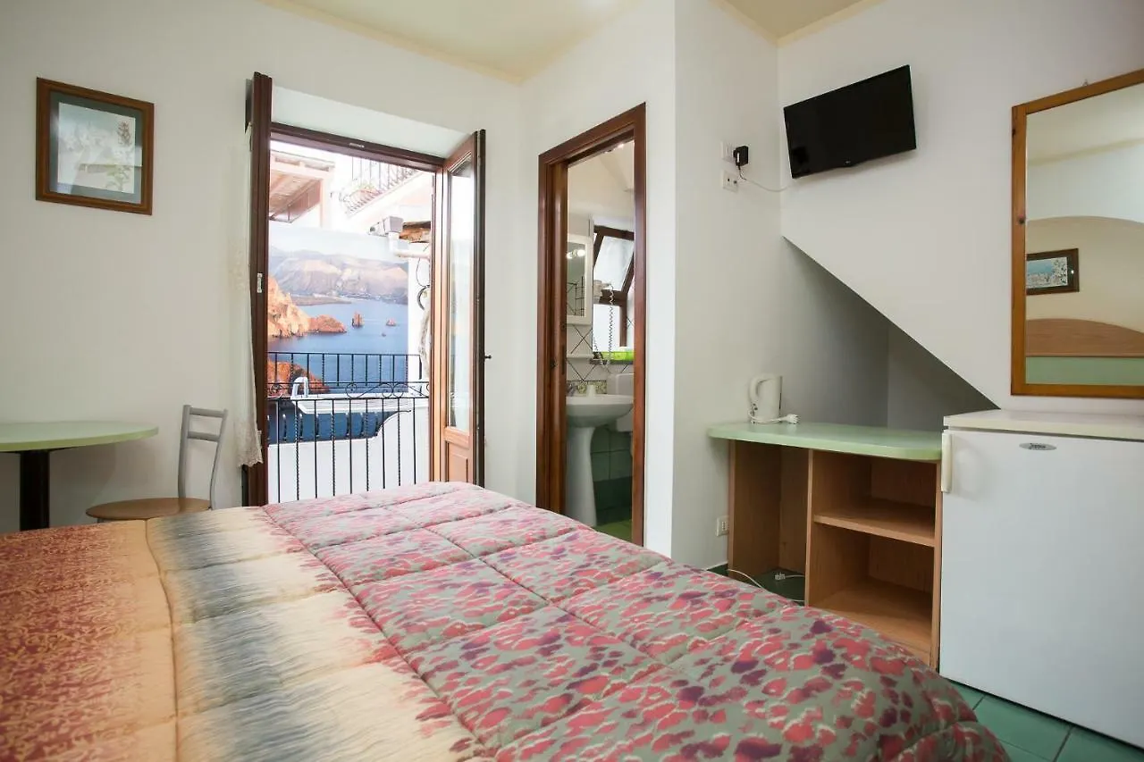 Diana Brown B&B Affittacamere 리파리
